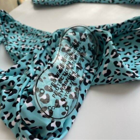 Haute Swimwear Solid Bandeau Bikini Set Women’s Size Medium Blue Cheetah Print - Picture 6 of 9
